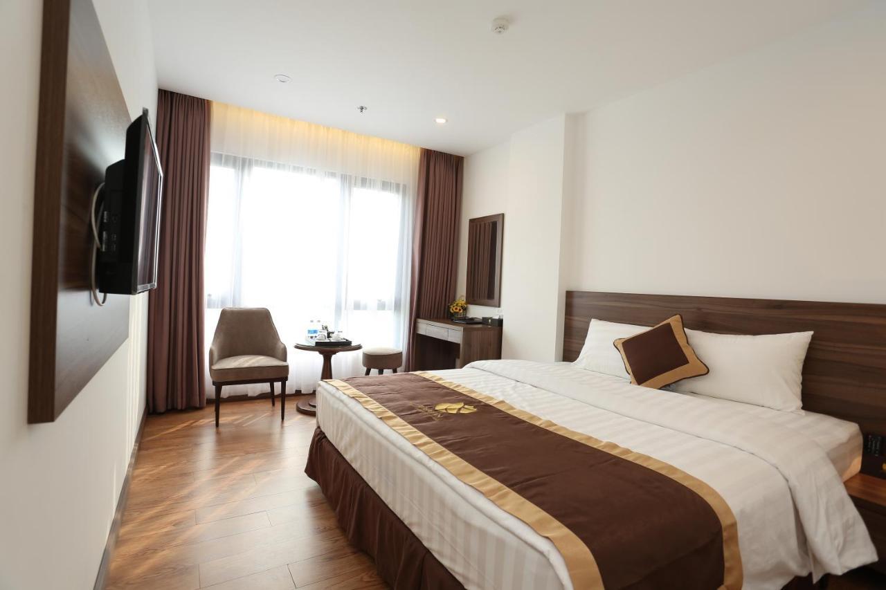 Hotel Rosarian 3*