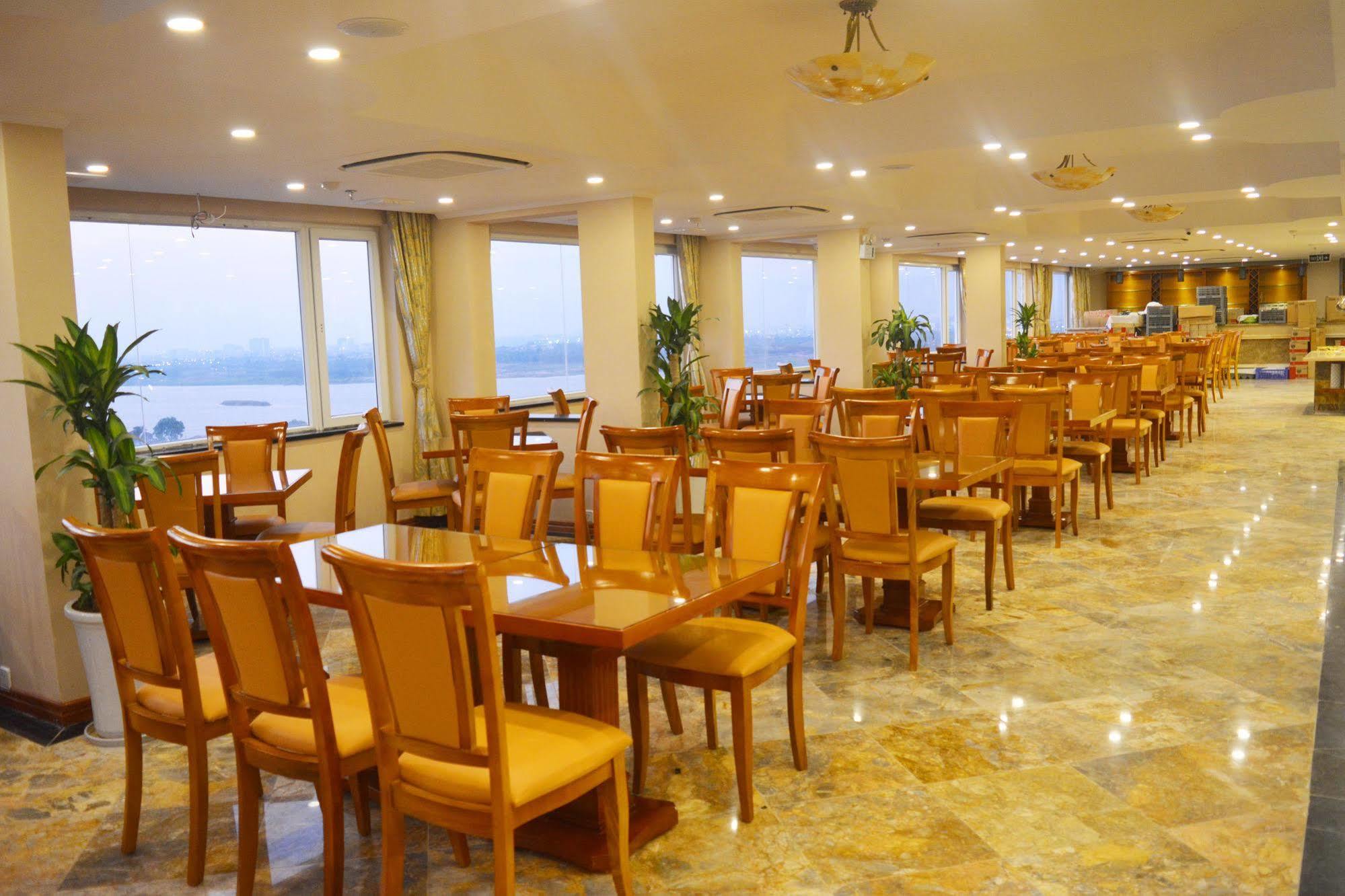 Hotel A25 Luxury 4*