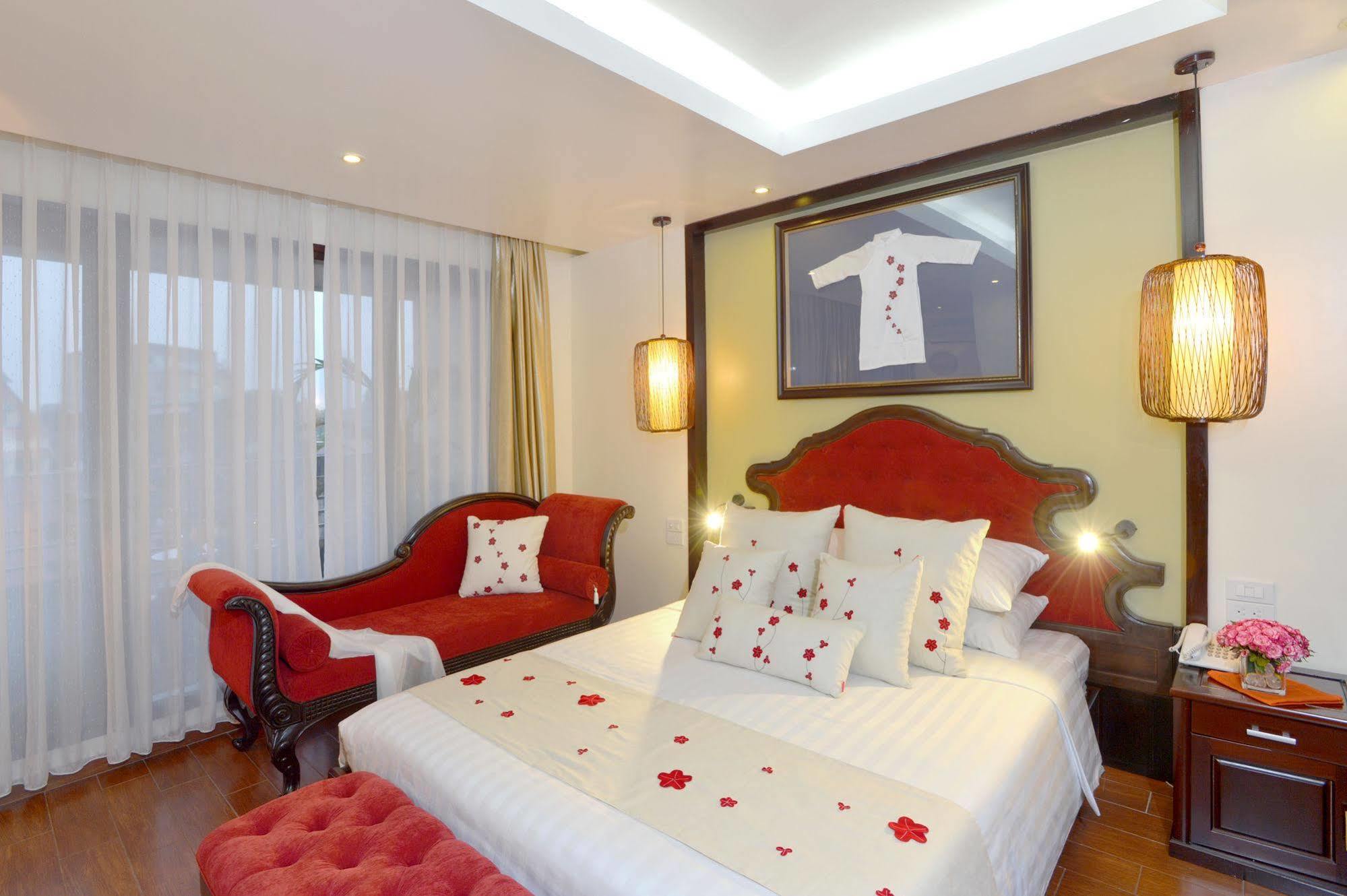 Finnegans 3* Hanoi