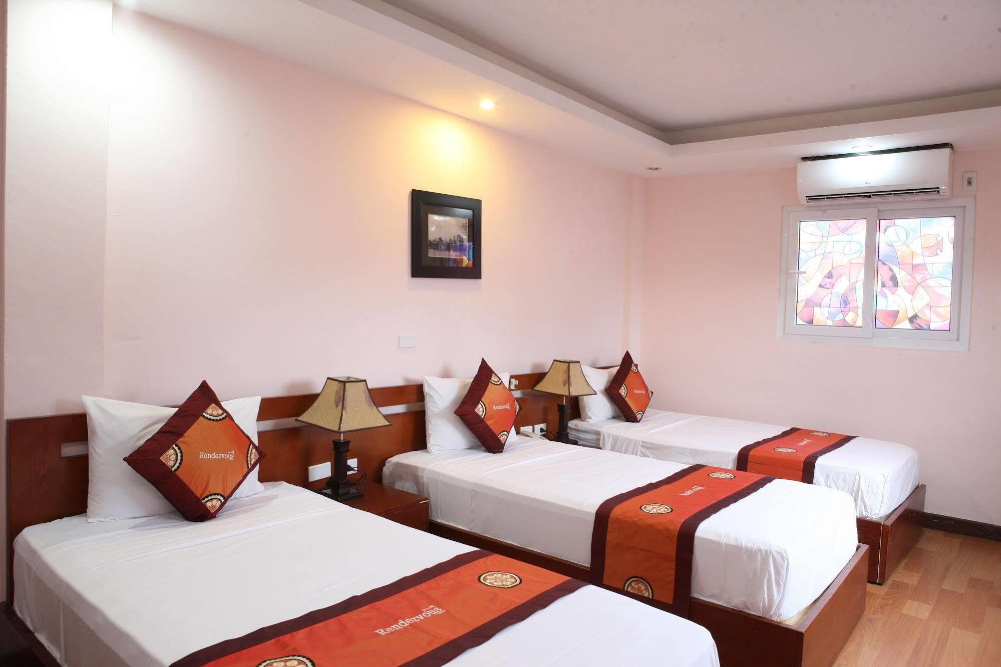 Hotel Rendezvous & 3*