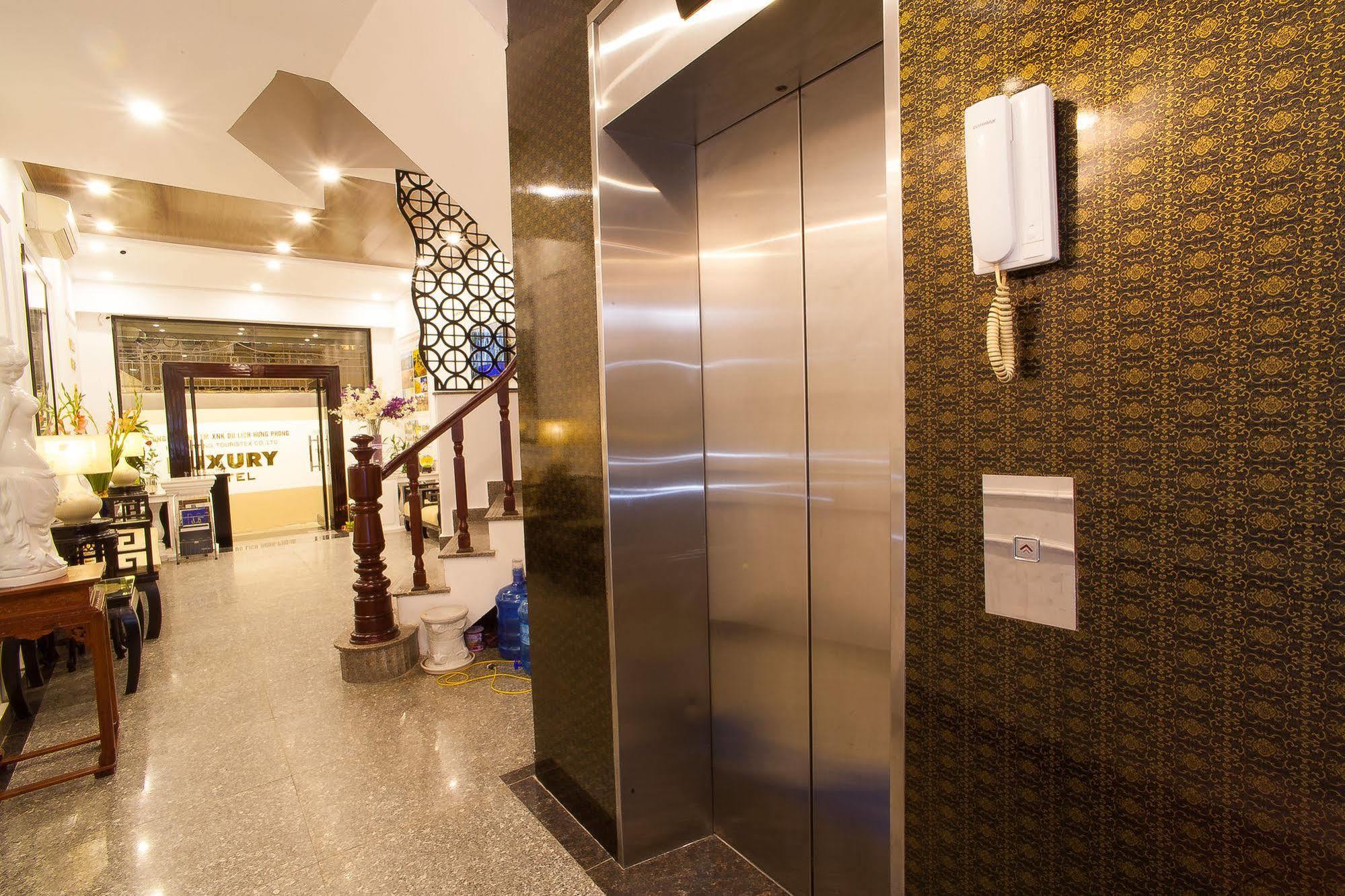Luxury Hotel 3*