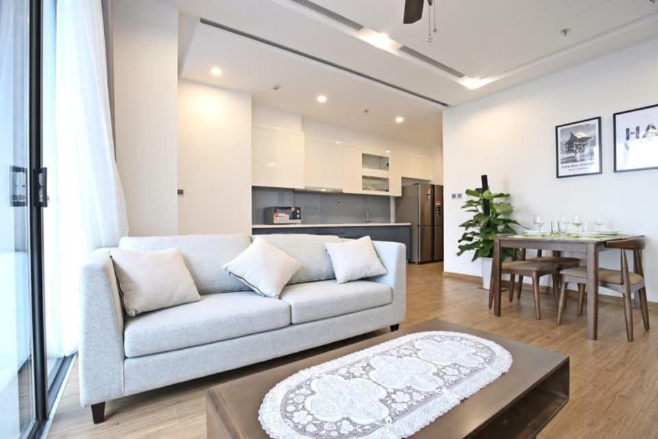 Homefromhome Metropolis Serviced Apartment