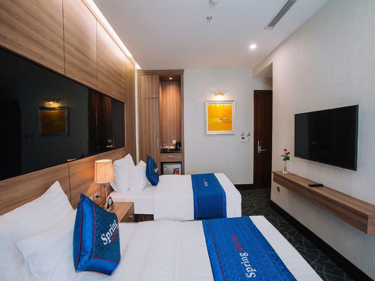 Spring Hotel 4*
