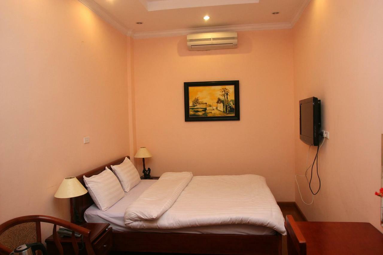 Clover Hotel 3*