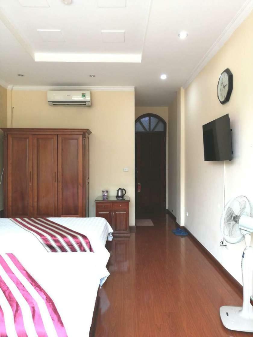 Clover Hotel