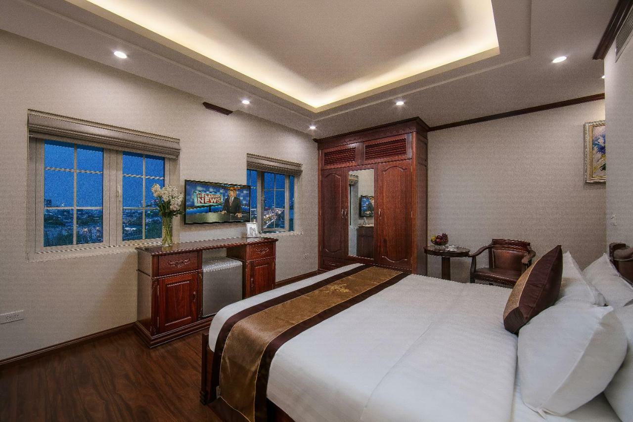 Hotel Royal St 3*