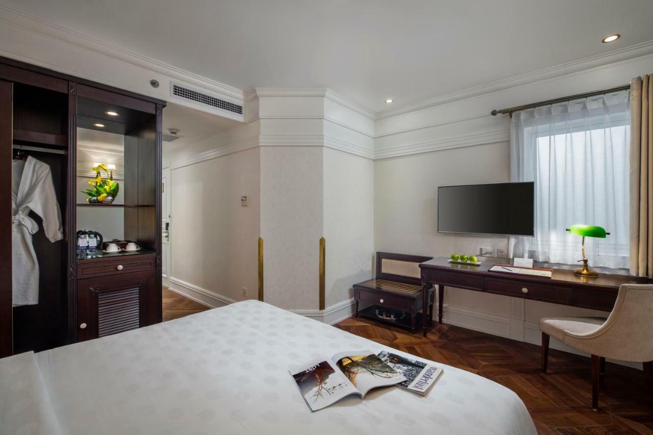 Silk Path Boutique 4*