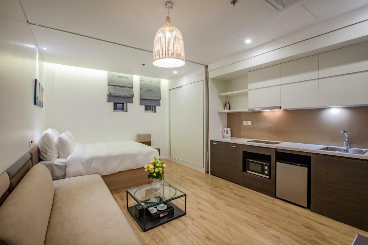 Parosand Hanoi