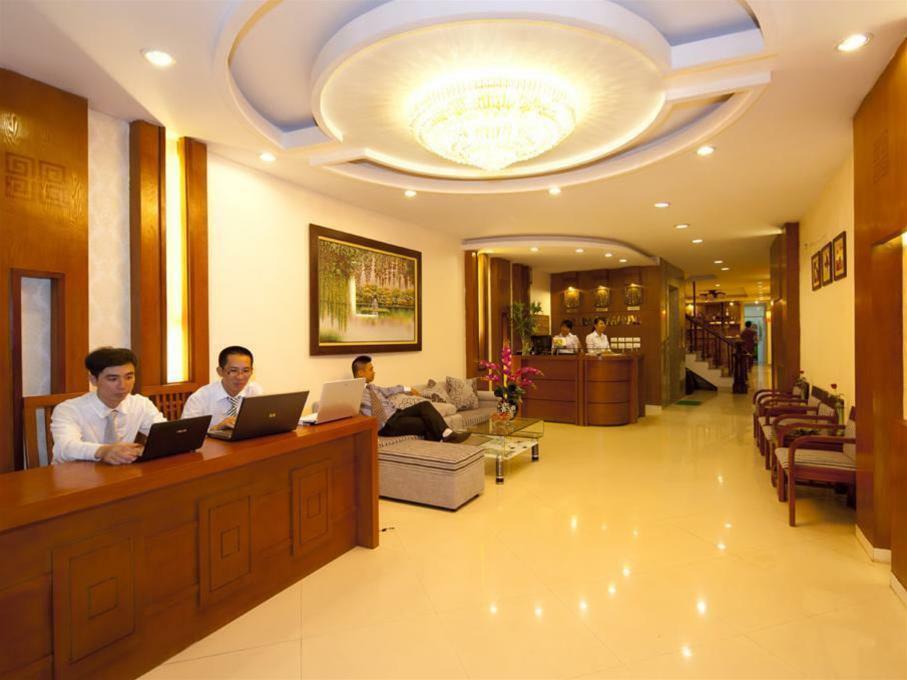 & 3* Hanoi