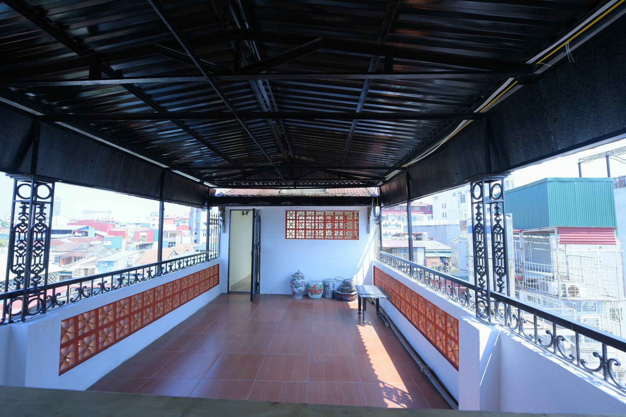 Ubuntu & Tours Hanoi