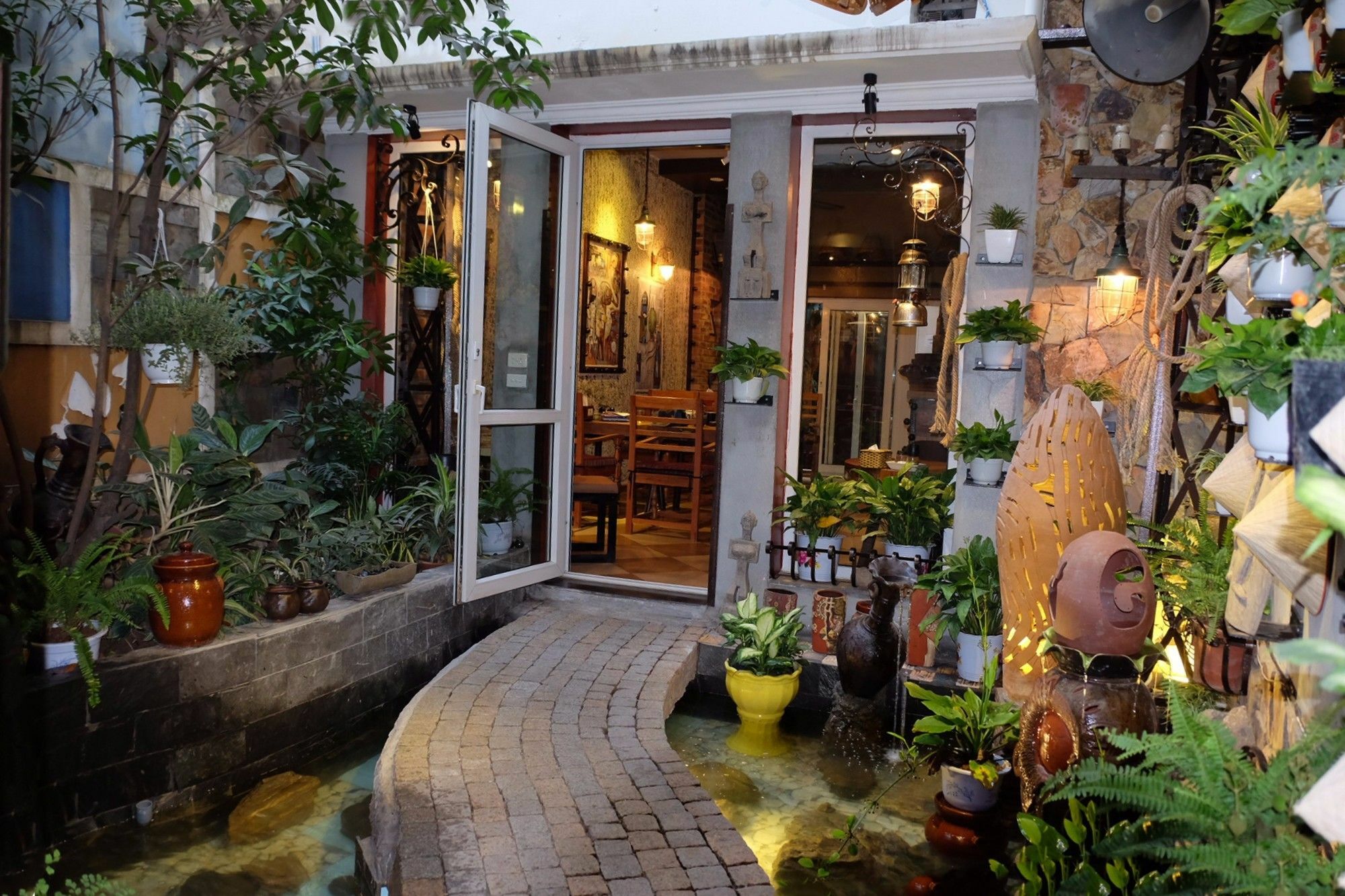 Cheetah Hanoi