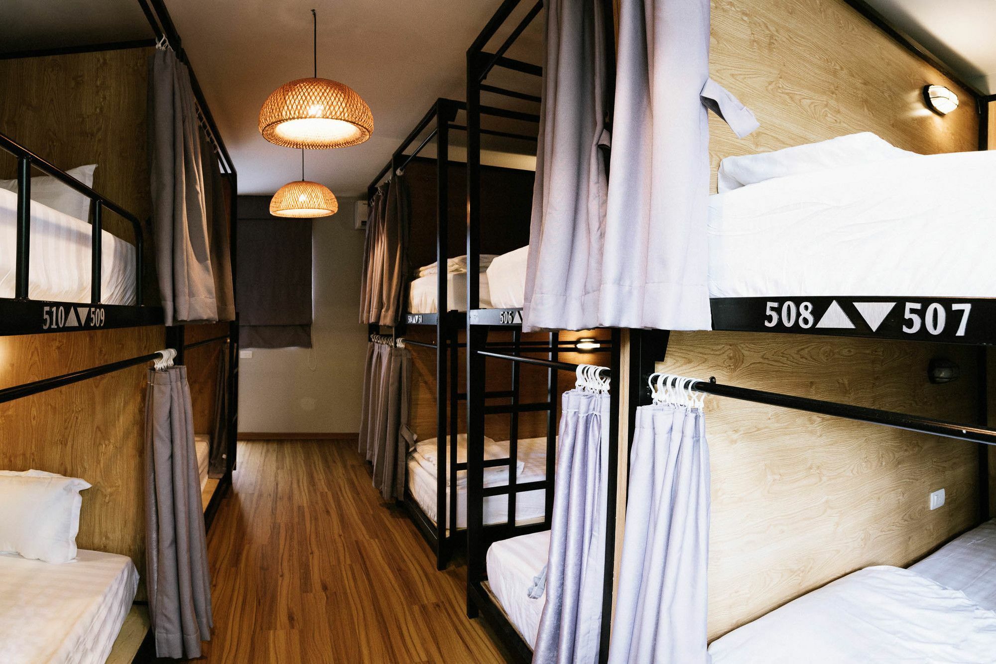 Hostel Reddoorz Near St. Joseph's Cathedral Hanoi