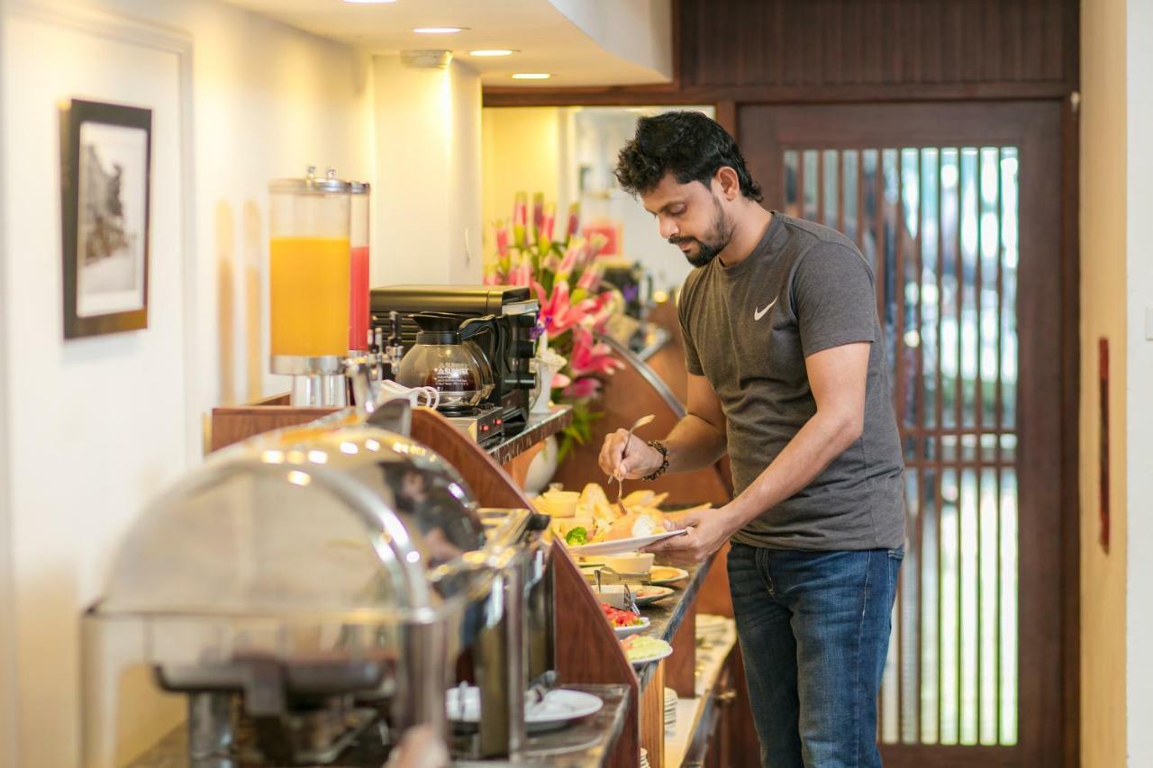 Vision Premium Hotel 3*