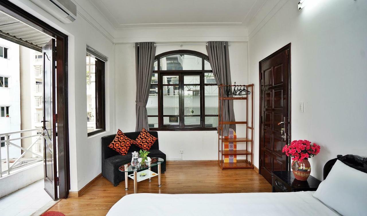 Apartment Fantasy *