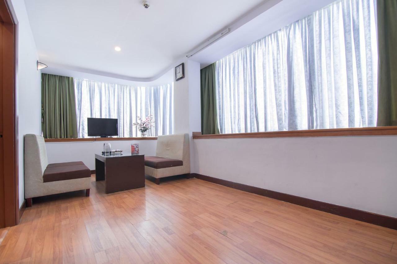 Reddoorz Near Mieu Quoc Tu Giam Hanoi