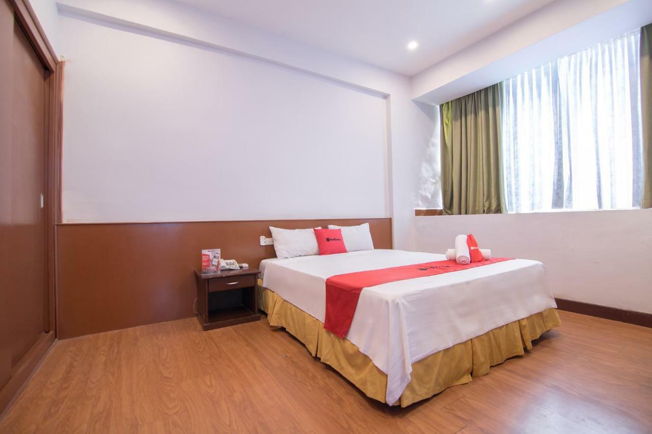 Reddoorz Near Mieu Quoc Tu Giam 3*