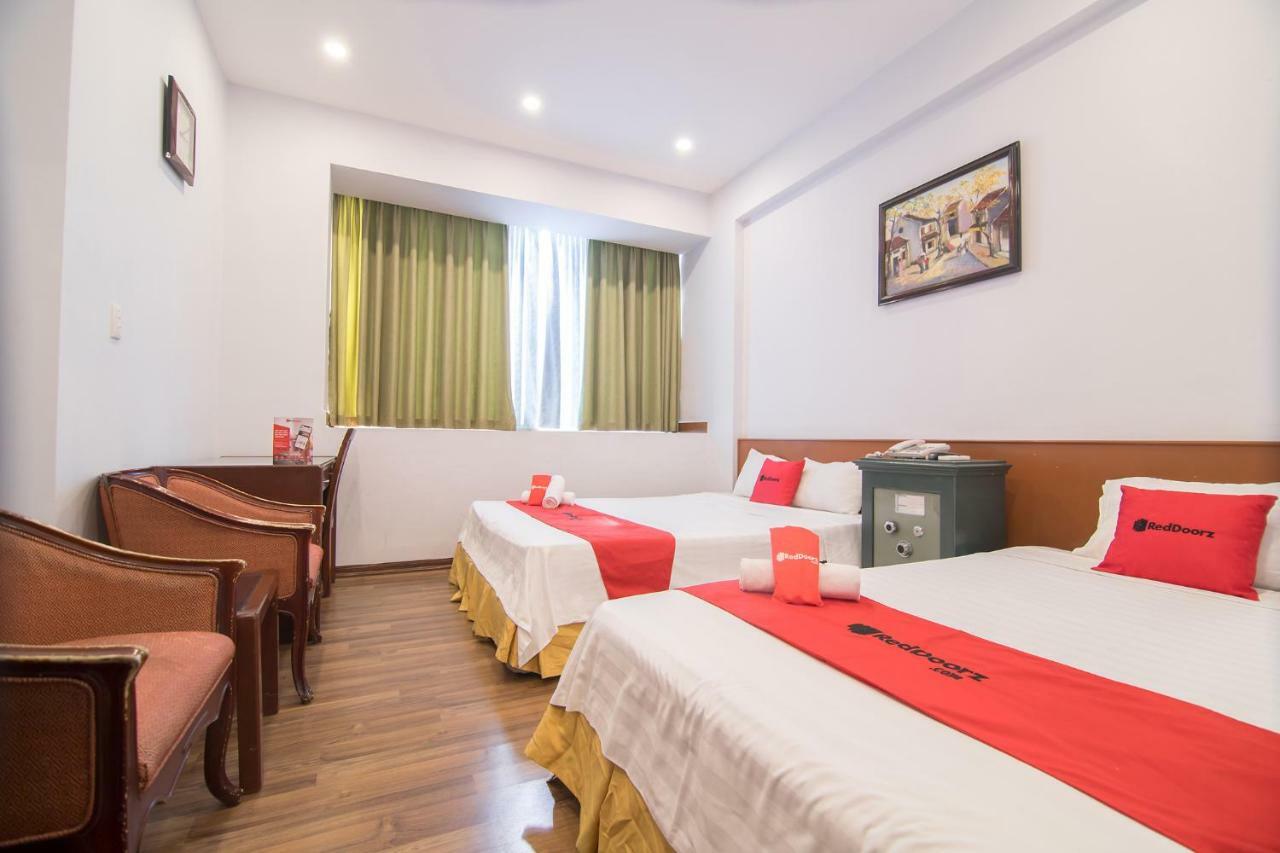 Hotel Reddoorz Near Mieu Quoc Tu Giam