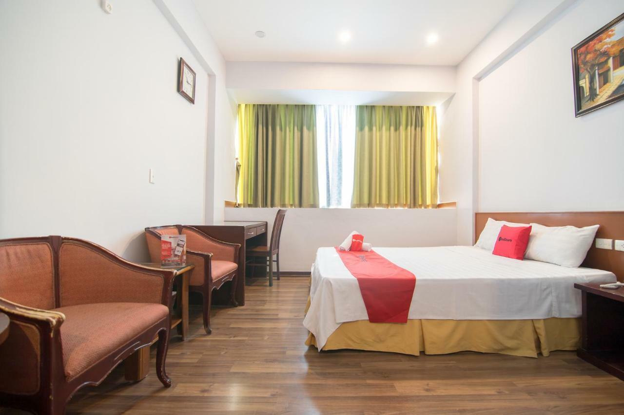 Reddoorz Near Mieu Quoc Tu Giam