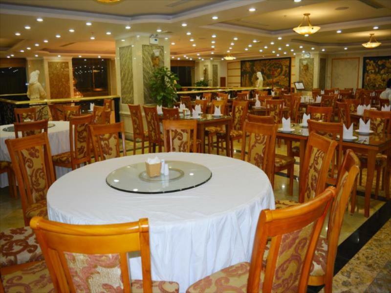 Hotel A25 Luxury