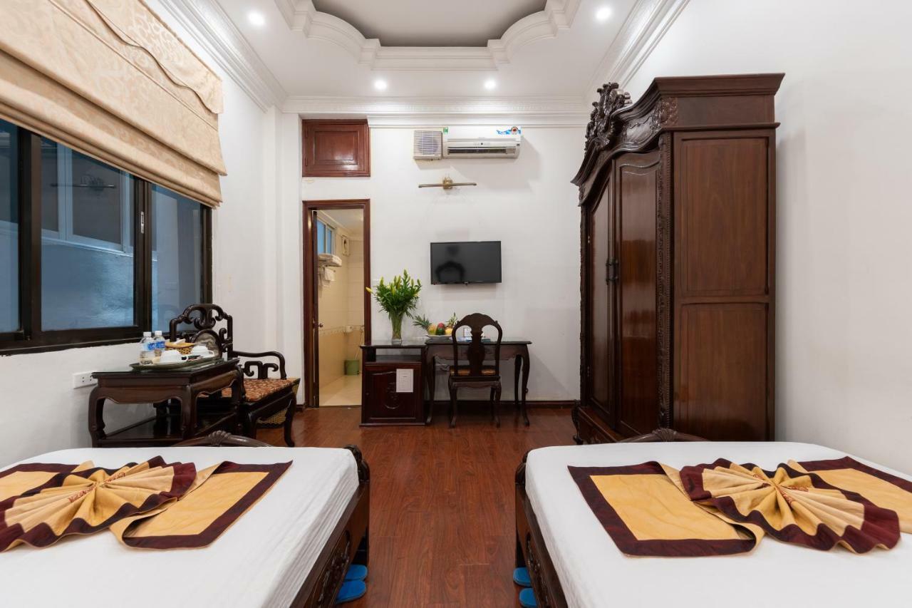 Hotel Little Town 4*
