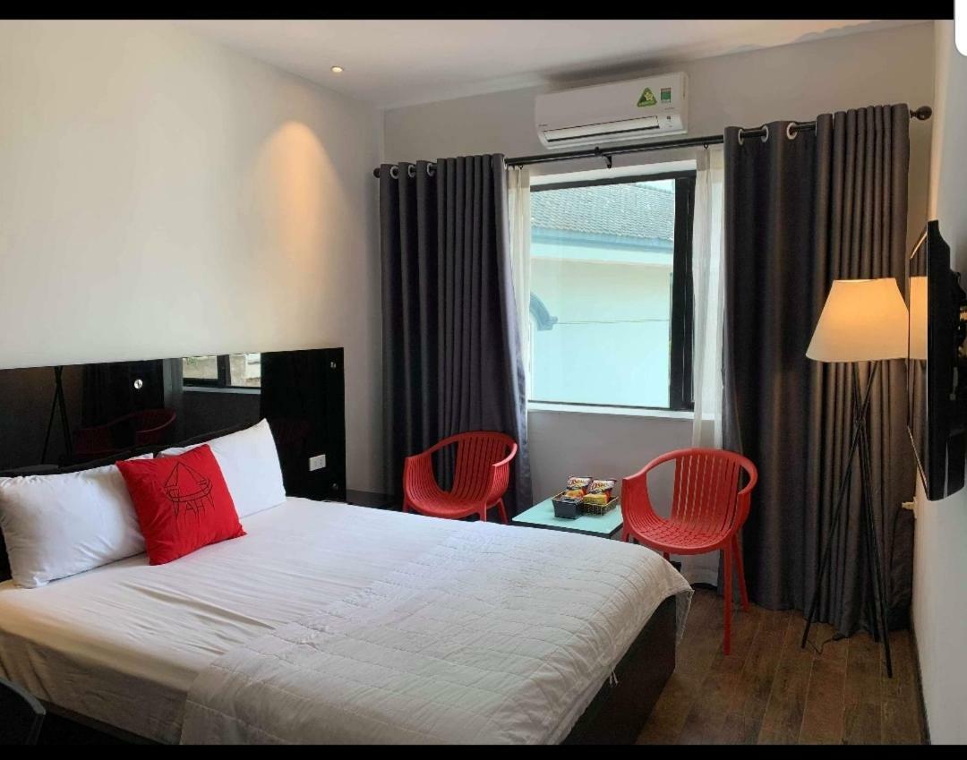 Anh Hong Hotel 3*