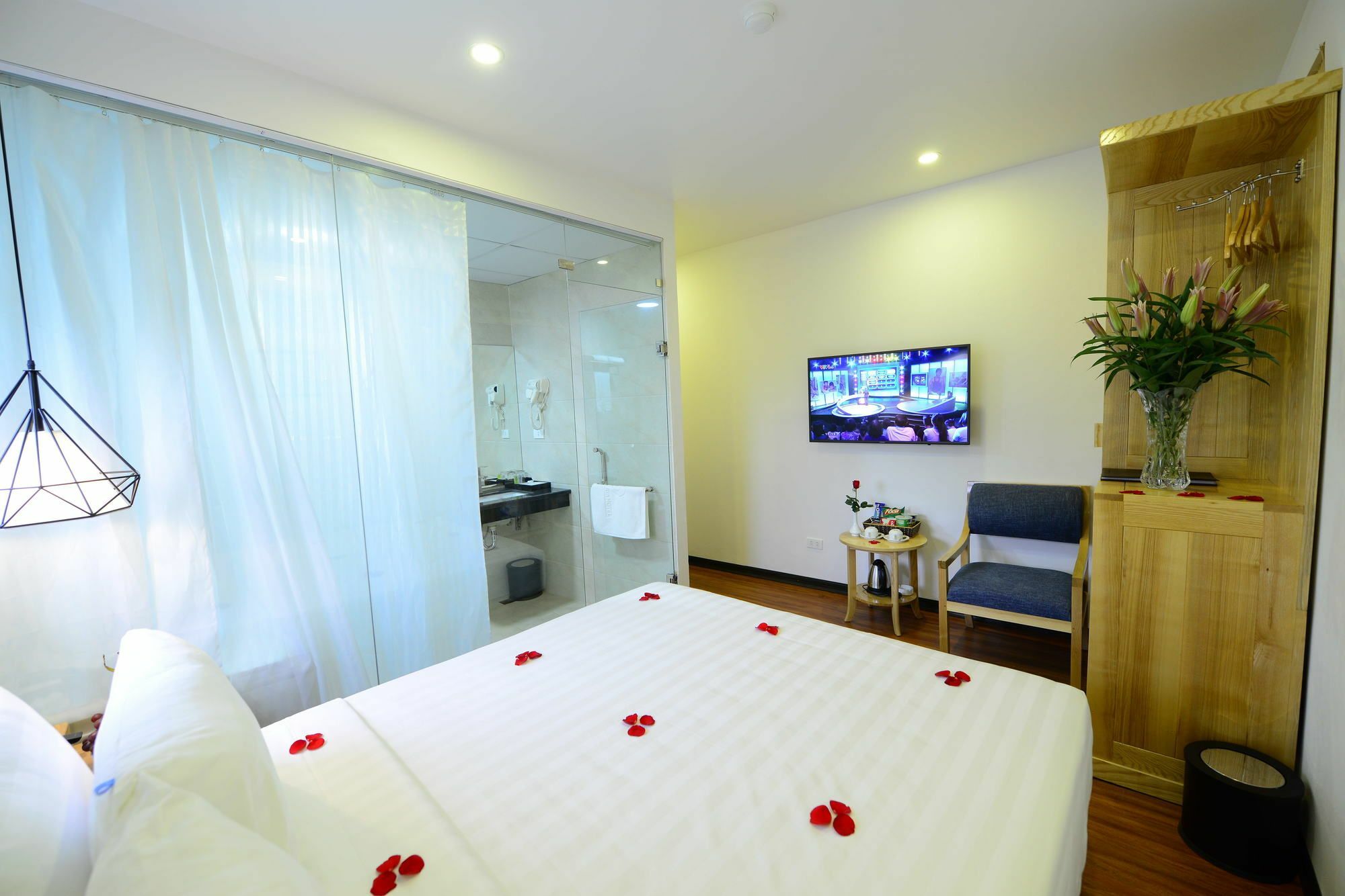 Blue Luxury Hotel