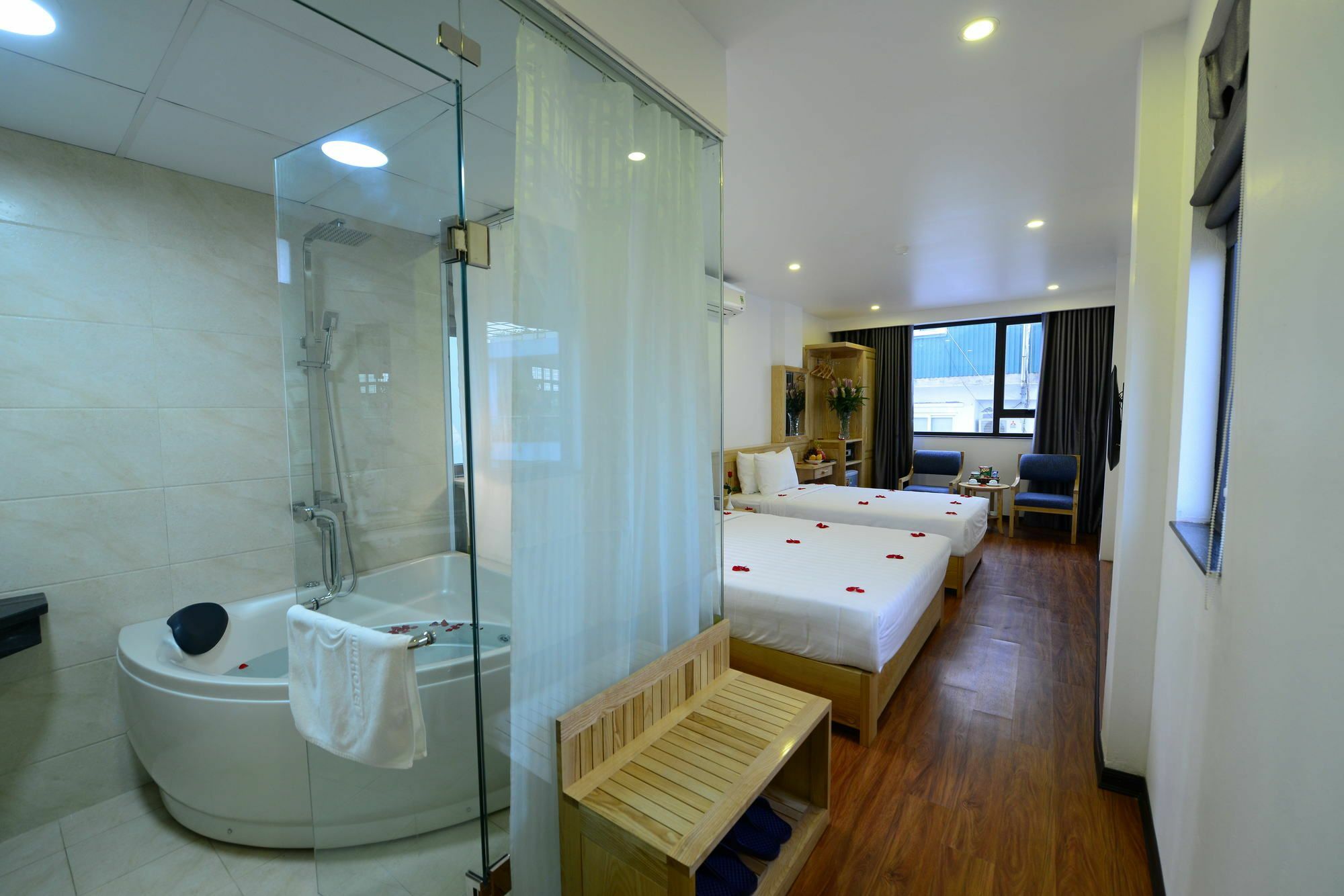 Blue Luxury Hanoi