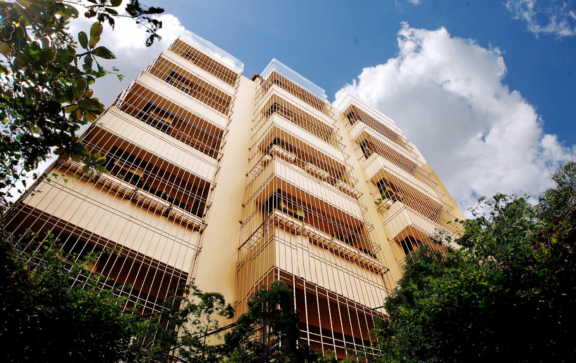 Blue Serviced Apartment *