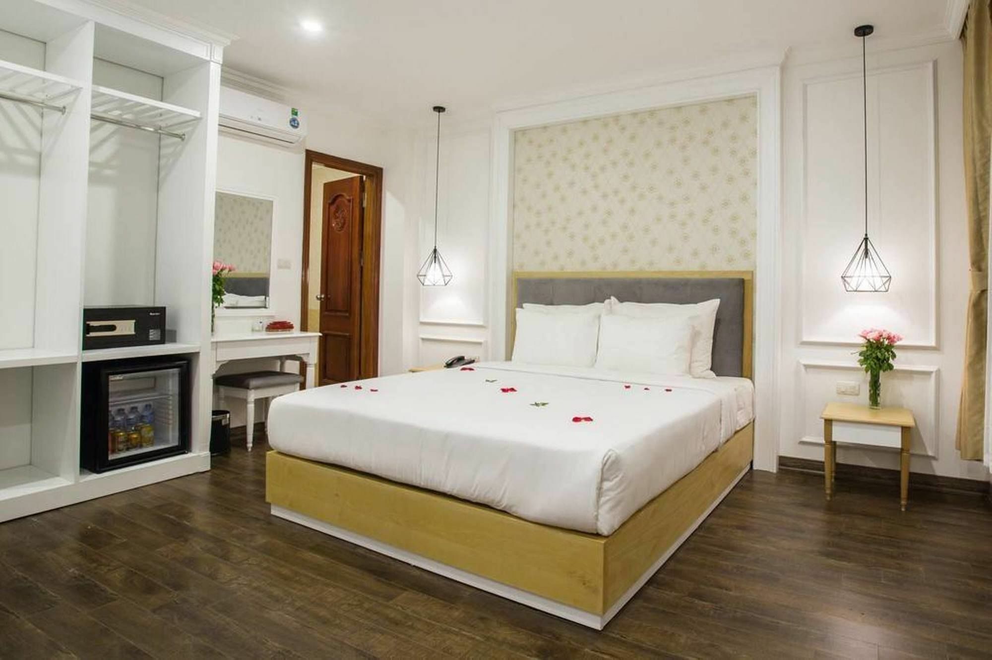 Hotel A83