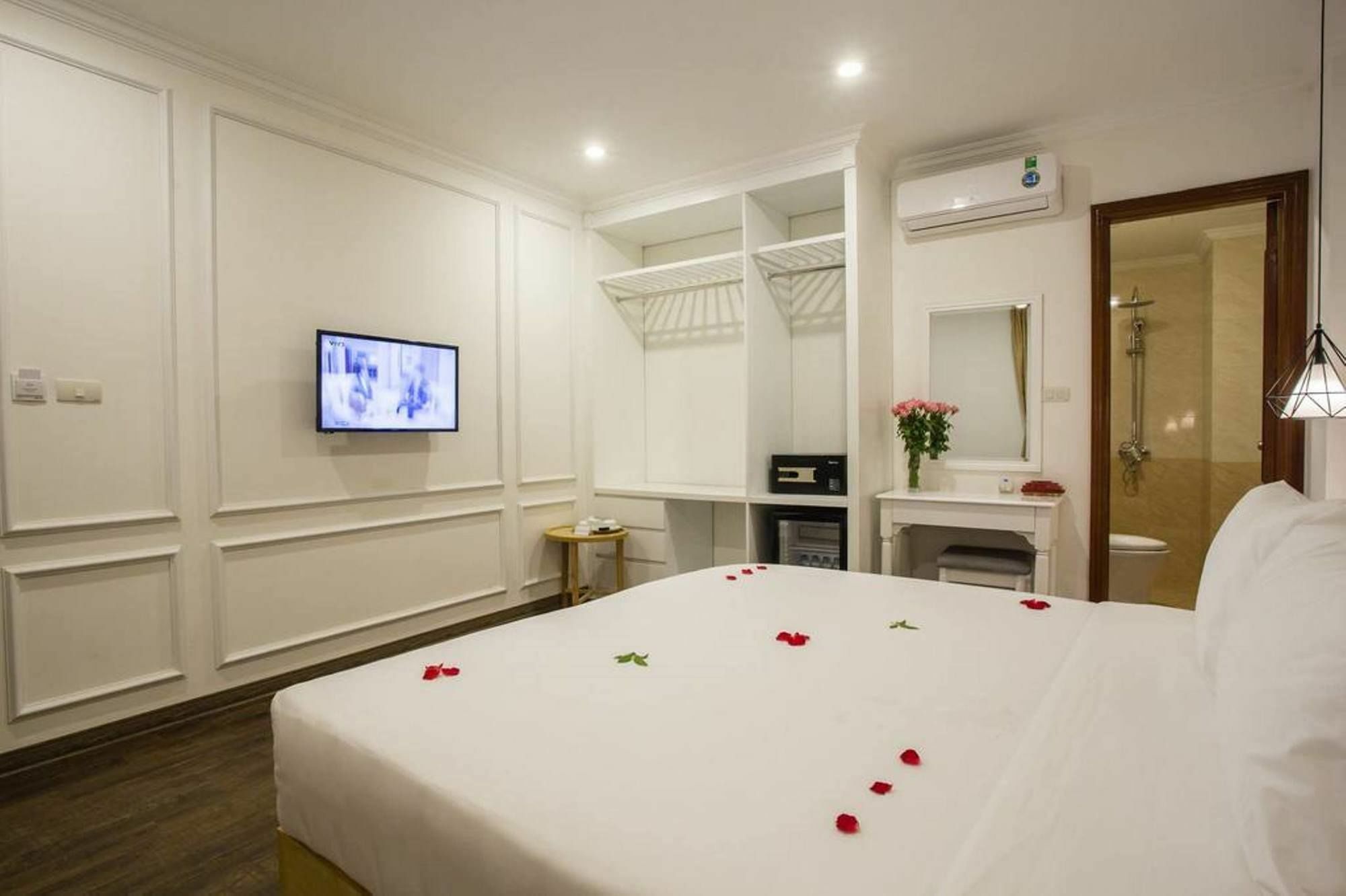 A83 Hotel