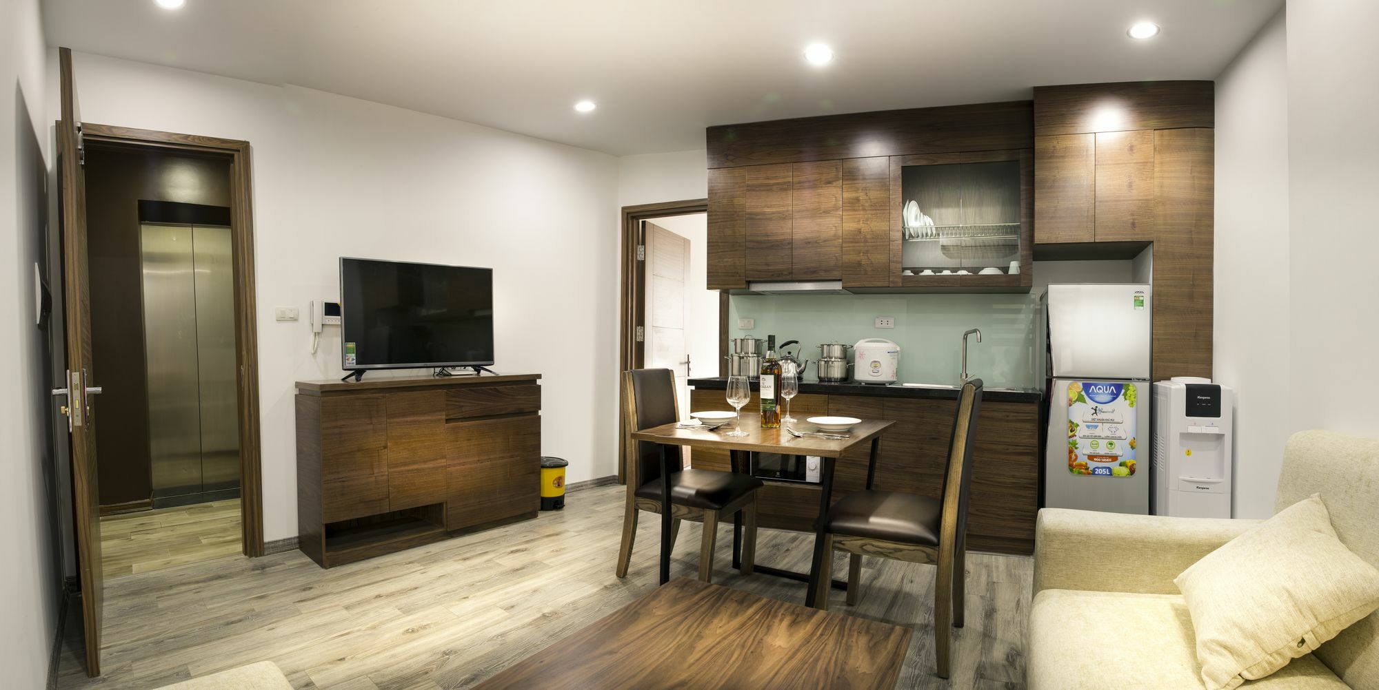 Irest Căn hộ *
