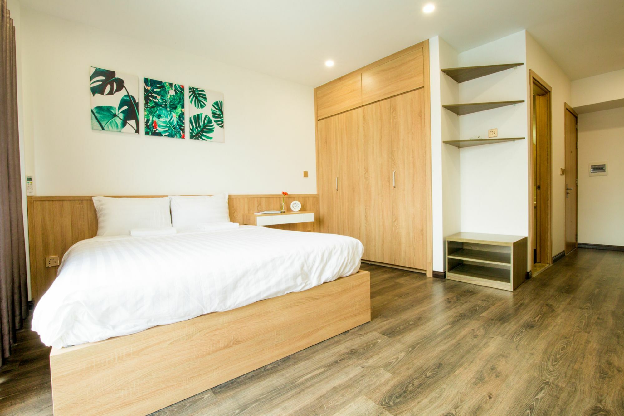 Privet Aparthotel 3*