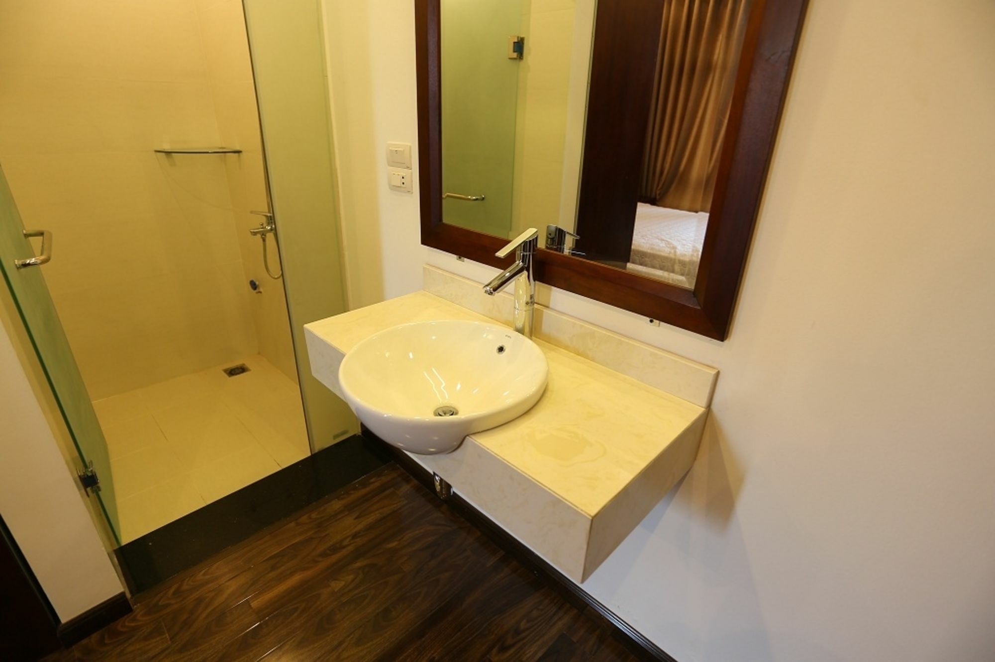 Poonsa Hoang Quoc Viet 1 Apartment Hanoi