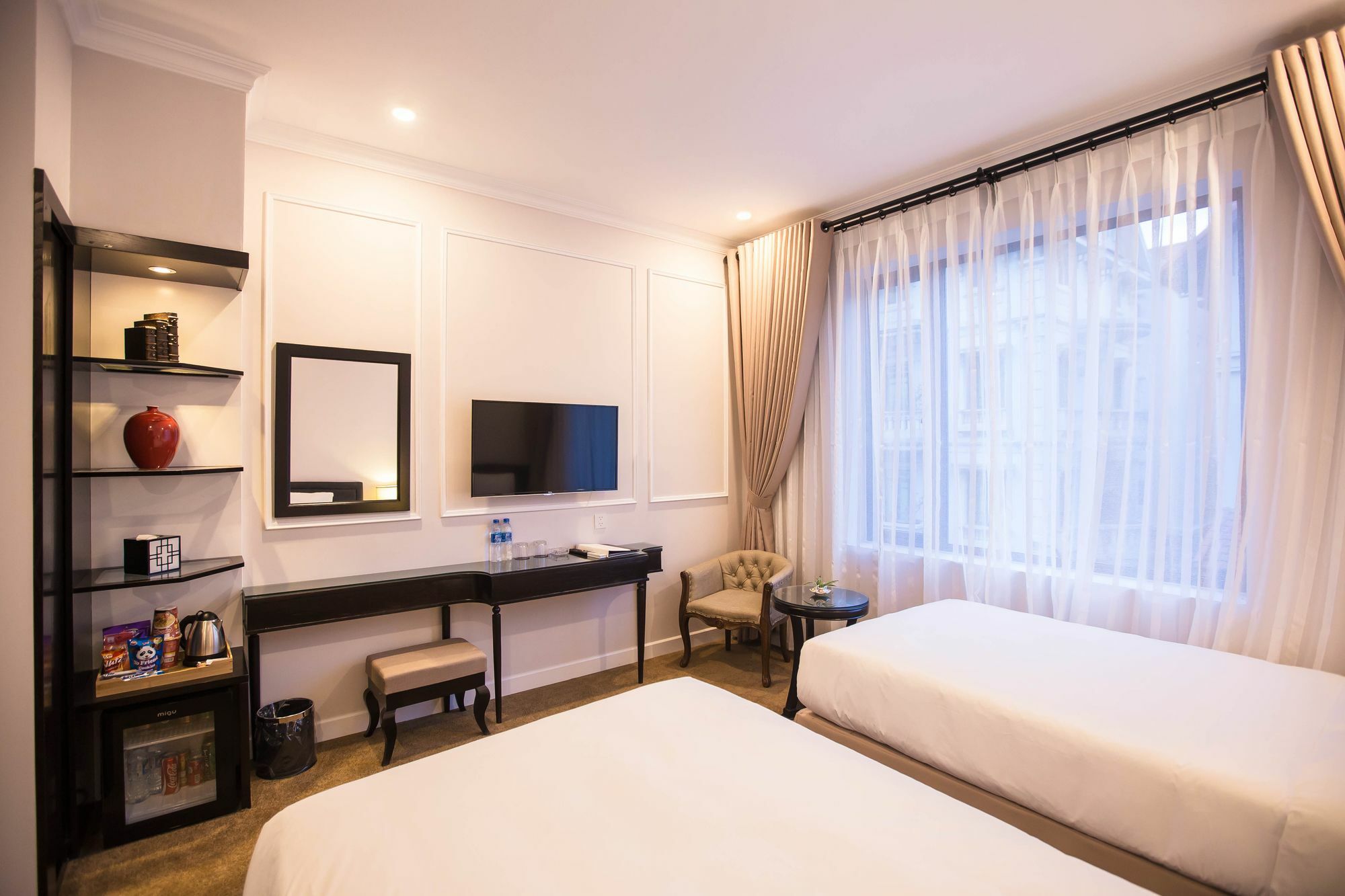 Dinh Elegant Hanoi