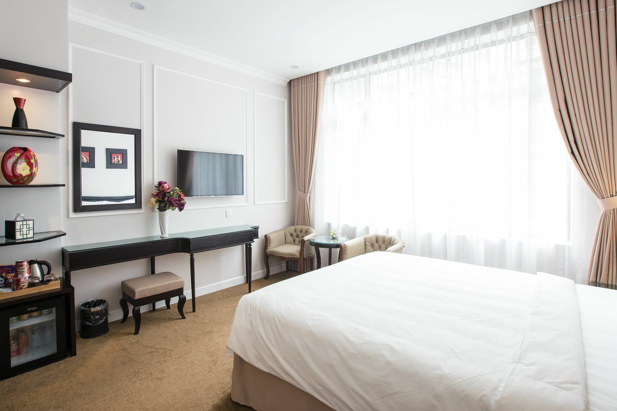 Dinh Elegant 3*