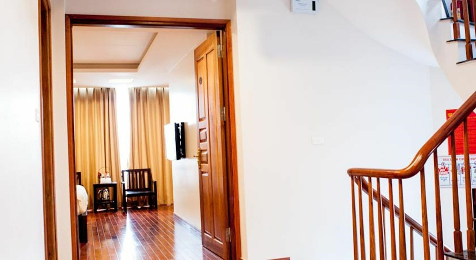 Mely Ha Noi Hanoi