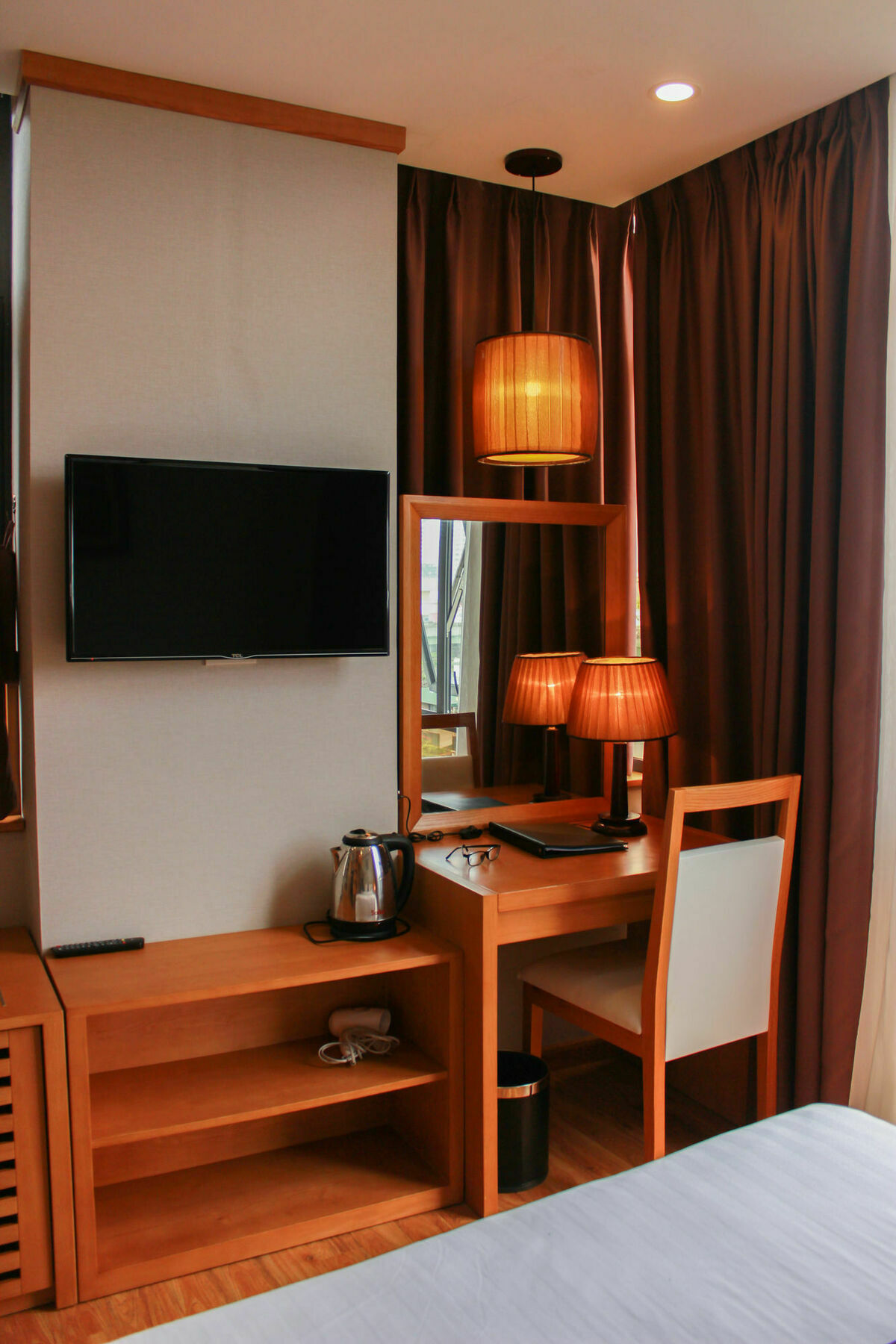 Sinh Plaza 3* Hà Nội