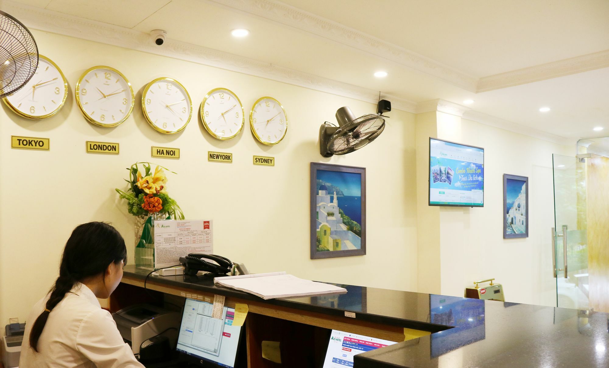 A25 - 109 Truc Bach Hotel
