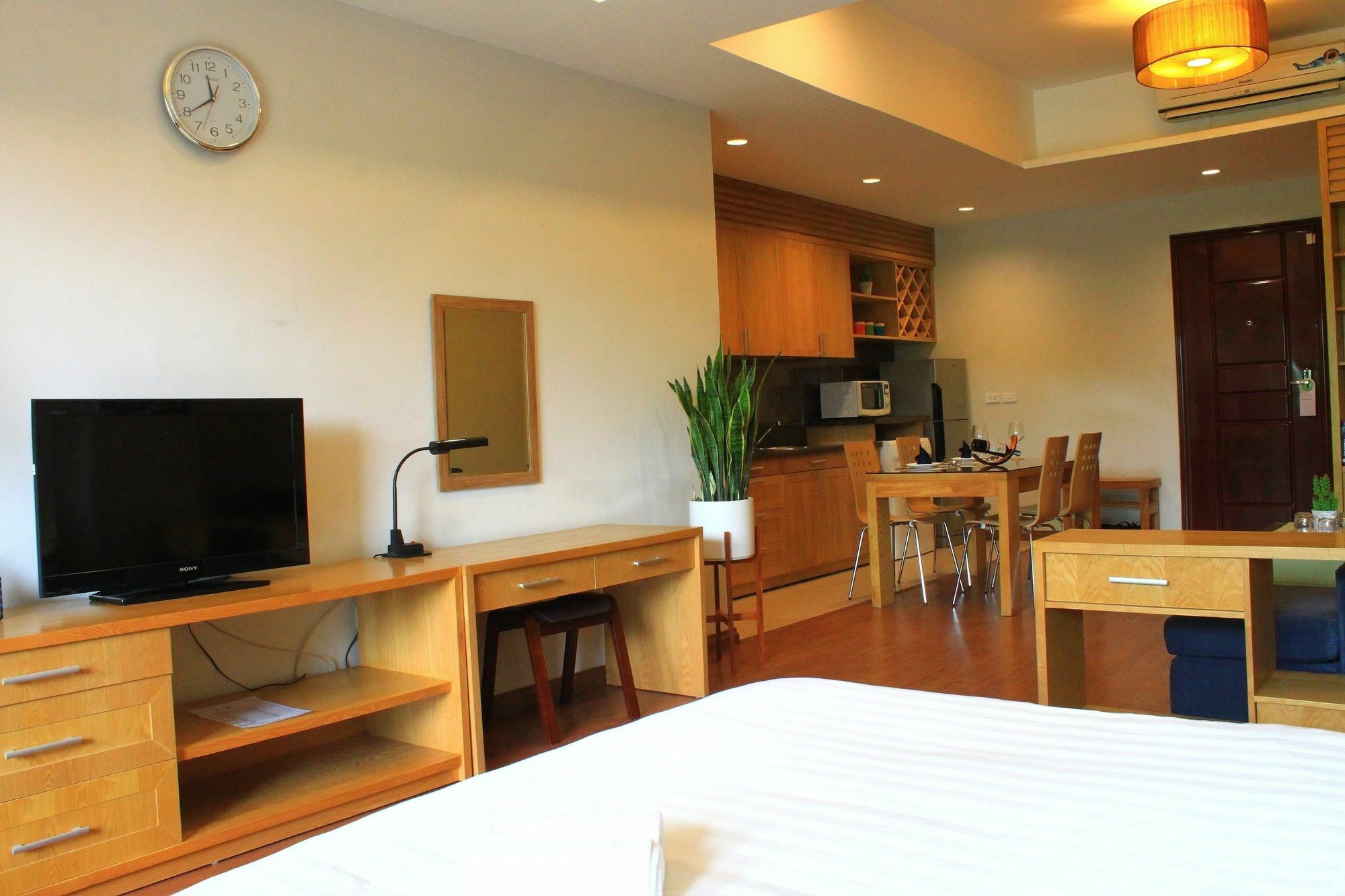 Apartment House