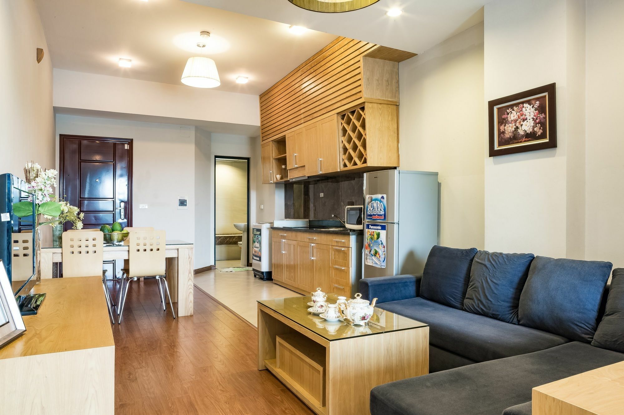 Apartment House *