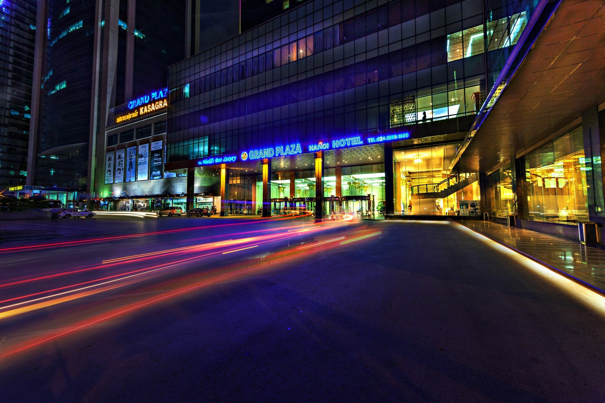 Grand Plaza