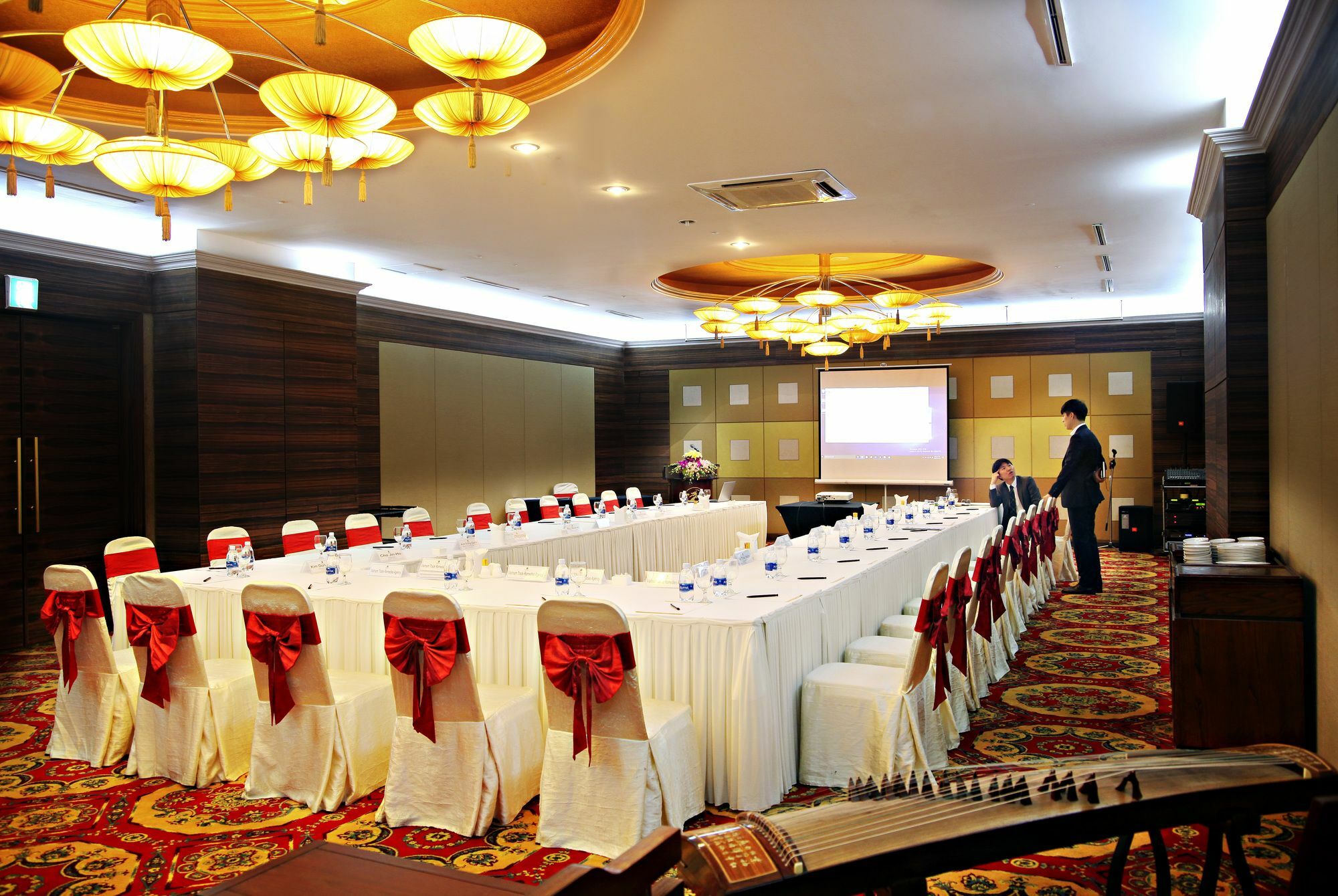 Grand Plaza 5*