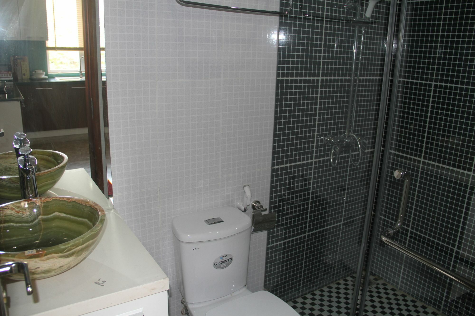 Apartment Anh Tri Flower *