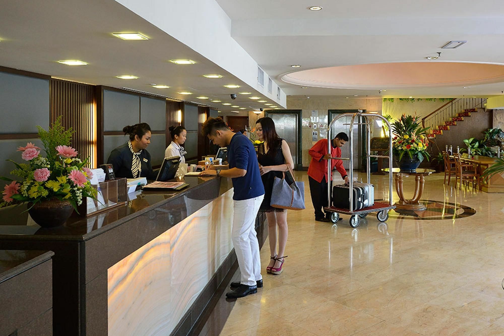 T&m Luxury 3*