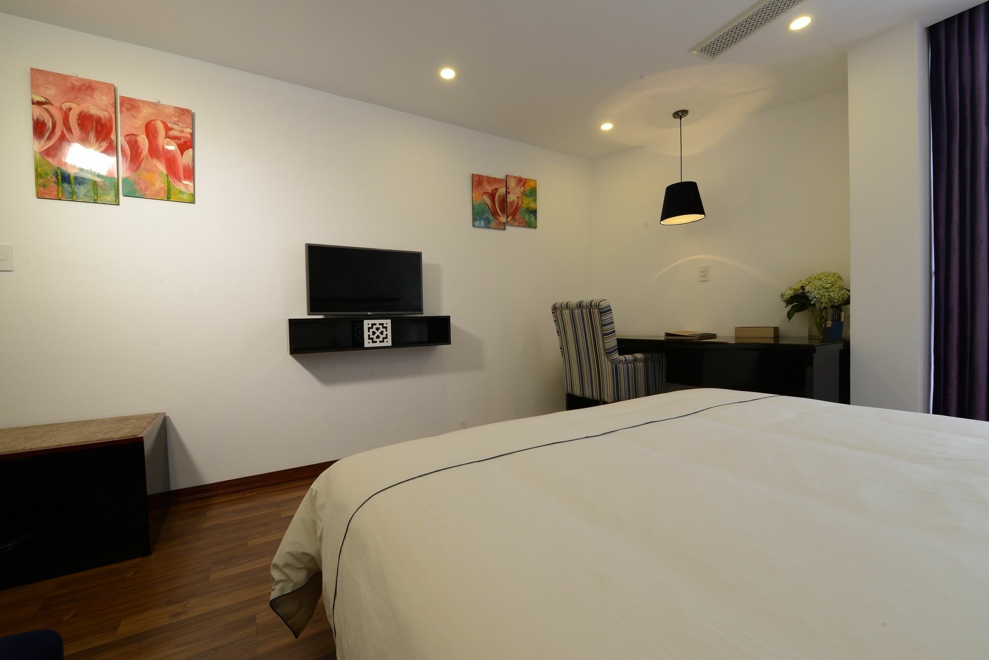 Emerald Waters 4* Hanoi