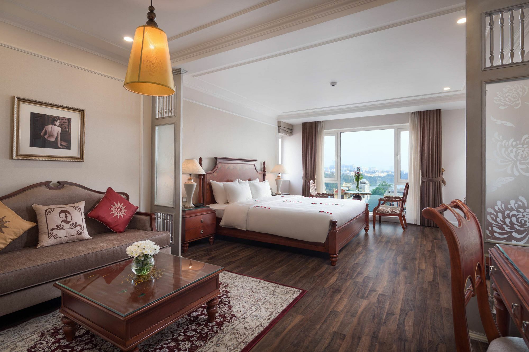 Hotel Damsels Boutique