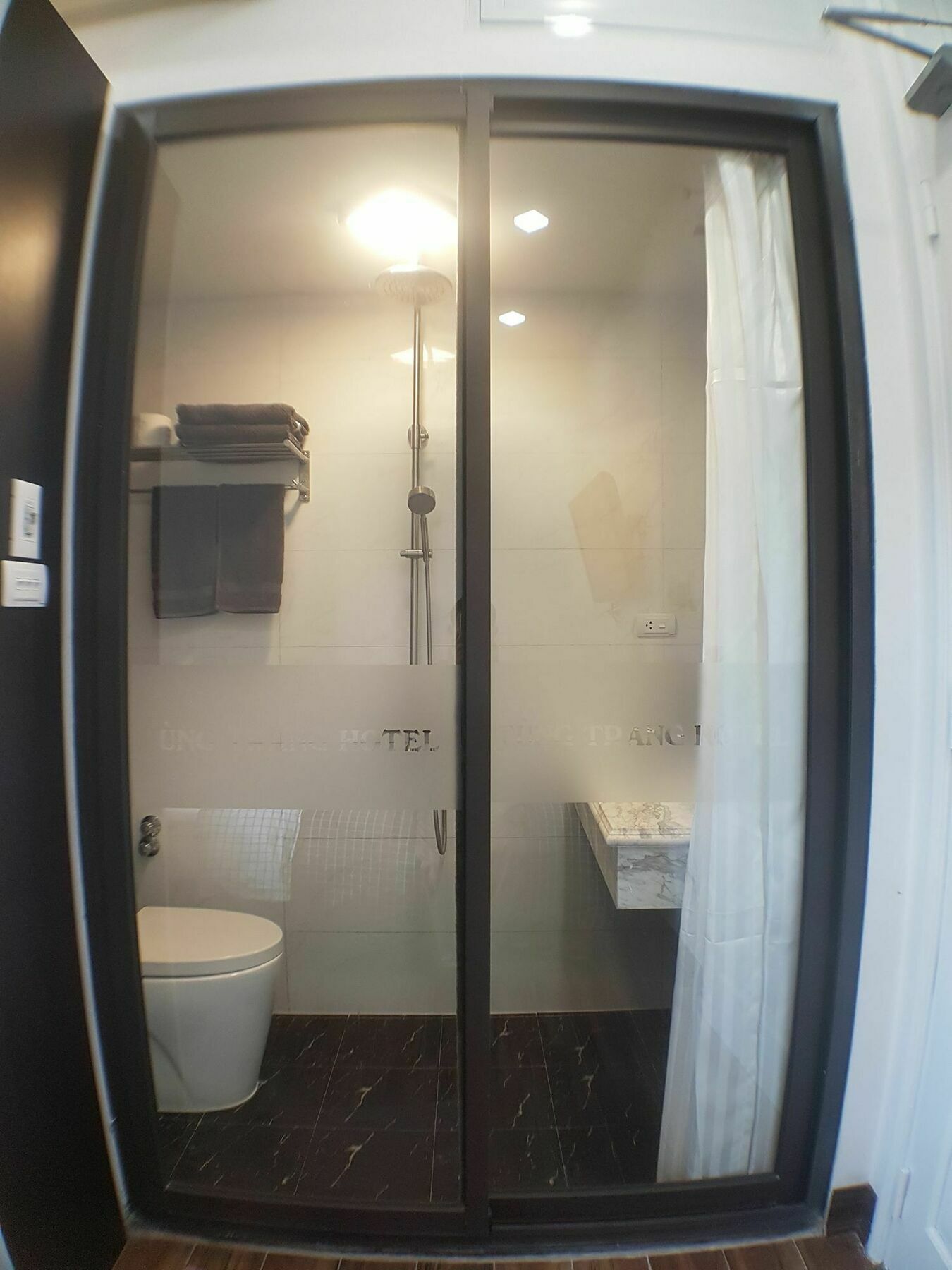 Tung Trang Hotel 2*