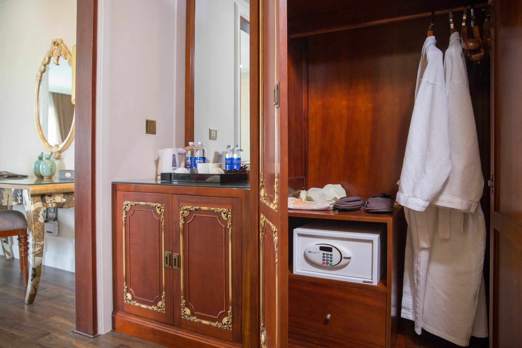 Damsels Boutique Hotel 4*