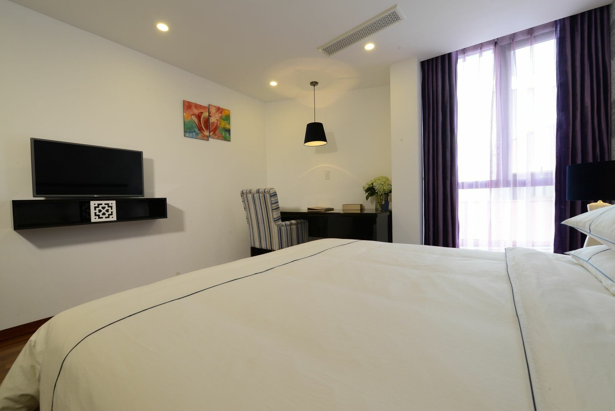 Emerald Waters 4* Hanoi