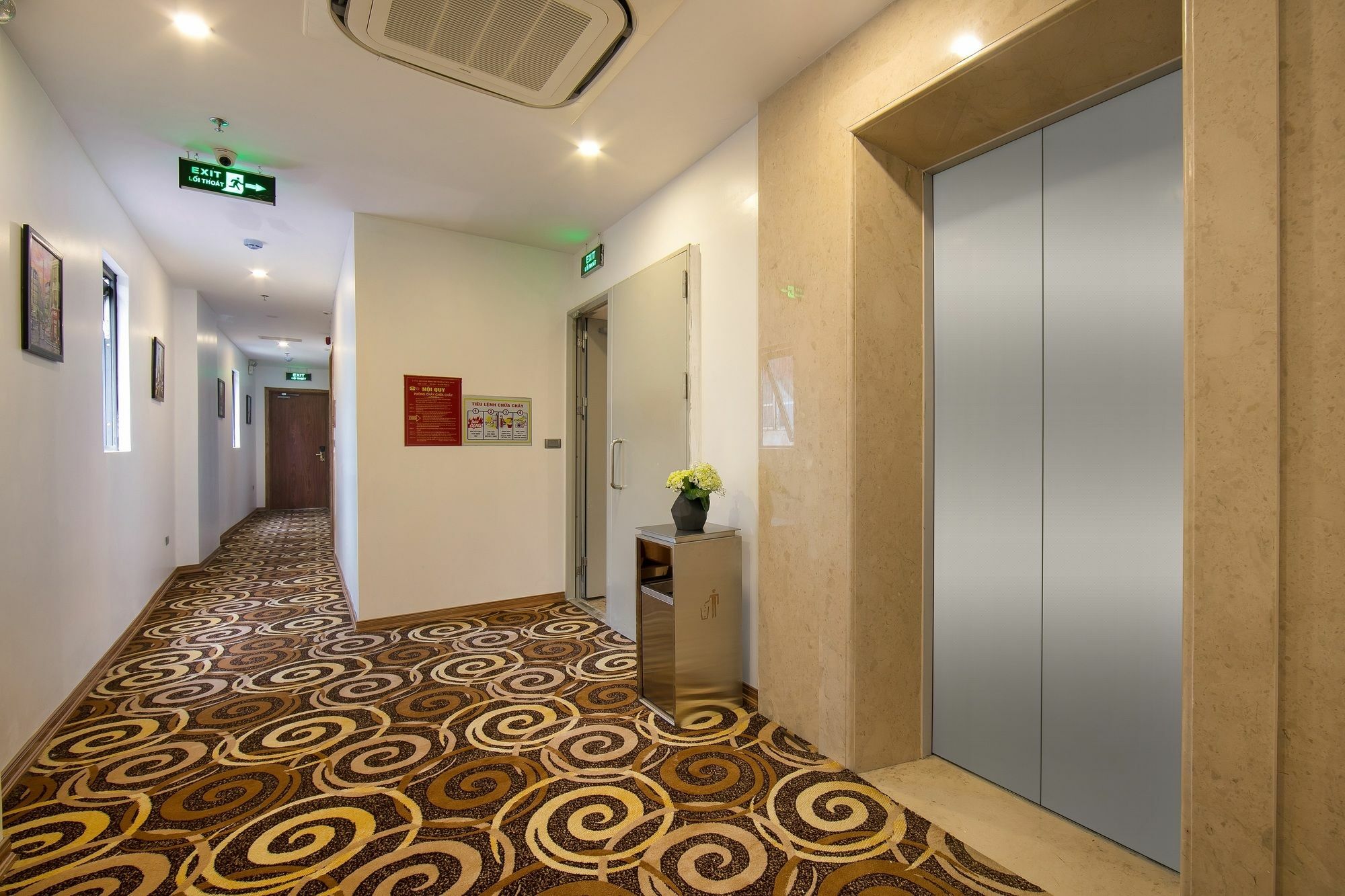 Hotel Paon & 4*